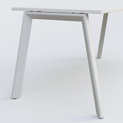 Gamme K8 - Plans droits - K8 plan droit 160*80 sur pieds fixe. Plateau Blanc et pietement Blanc