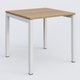 Bureau droit gamme K3 80-80 cm hauteur réglable. Plateau Noyer et pietement Blanc.