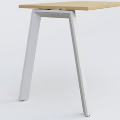 Gamme K8 - Plans droits - K8 plan droit 100*60 sur pieds fixe. Plateau Chêne clair et pietement Blanc