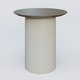 Table Basse Fashion Styl piètement colonne en métal D-26cm et plateau bois. Plateau Chêne Moka et pietement Gris (RAL 7038).