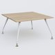 K5 plan droit 140*145 cm. Plateau Chêne naturel et pietement Blanc avec base chromé.