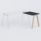 Extensions retour sur pied pour bureau K9 piètement incliné en bois et plateau 80*60 cm. Plateau Noir et pietement bois massif de hêtre.