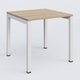 K3 Plateau droit 80x80 pieds fixe. Plateau Chêne naturel et pietement Blanc.