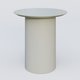 Table Basse Fashion Styl piètement colonne en métal D-26cm et plateau bois. Plateau Gris (RAL 7038) et pietement Gris (RAL 7038).