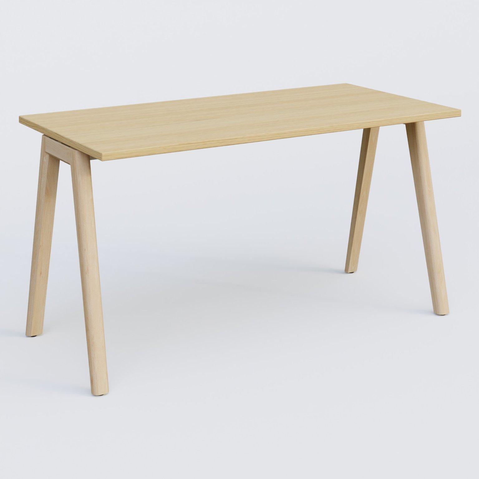 Bureau K9 piètement incliné en bois et plateau 140*70 cm. Plateau Chêne clair et pietement bois massif de hêtre.