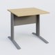 K1 Plateau droit 80x80 avec voile de fond métal. Plateau Chêne clair et pietement Aluminium