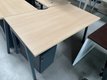 Bureau K8 plan droit 140 x 80 cm avec caiss mobile en métal anth, plateau chêne et piét. anth