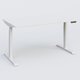 Poste solo 140*80 réglable en hauteur éléctriquement de 65-130 cm gamme KPro3. Plateau Blanc et pietement Blanc.