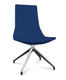 KI chaise de conférence haut dossier. piétement 4 branches en aluminium poli. revêtement tissu STEP coloris bleu