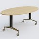 Table ovale de la gamme LEM 200-110 cm. Plateau Chêne clair et pietement Noir/Chrome.