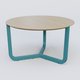 Table Basse Fashion Styl piètement tryptique en métal et plateau bois. Plateau Chêne et pietement Bleu Petrole (RAL 5025).