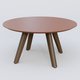 Table Basse Fashion Styl piètement 3 pieds en bois et plateau bois. Plateau Brun cuivré (RAL 8004) et pietement Chêne Moka.