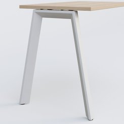 Gamme K8 - Plans droits - K8 plan droit 80*60 sur pieds fixe. Plateau Hêtre et pietement Blanc
