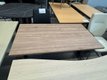 Bureau 140 x 80 cm plateau noyer et piétement anthracite