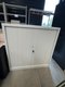Armoire hauteur 120 x 120 cm coffre et rideaux gris clair