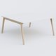 Bureau K9 piètement incliné en bois et plateau 160*165 cm. Plateau Blanc et pietement bois massif de hêtre.