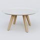 Table Basse Fashion Styl piètement 3 pieds bois et plateau métal. Plateau Blanc (RAL 9010) et pietement Chêne.