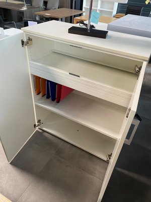 DESTOCKAGE - Rangements - Armoire 2 portes battantes blanche 100 x 120 cm avec rangements pour dossier suspendus