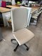 Fauteuil de travail couleur beige