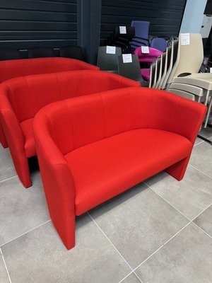 DESTOCKAGE - Canapé - Chauffeuse club couleur rouge/orange 2 places