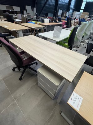 DESTOCKAGE - Bureau - Plan droit 160 x 70 cm avec caisson metallique 3 tiroirs mobile plateau acacia et piétement blanc