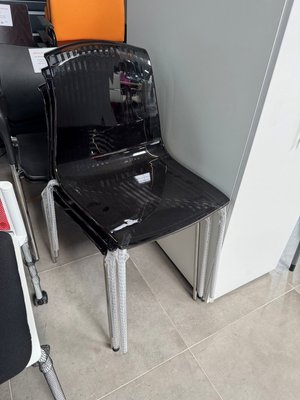 DESTOCKAGE - Chaise - Chaise 4 pieds polypro fumé noir transparent