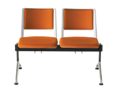 ACCUEIL - REUNION - Chaises coque bois & plastique - LEO Poutre 2 places assise et dossier en polypropylène coloris bleu. potence noire et piétement chrome