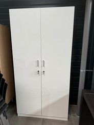 DESTOCKAGE - Rangements - Armoire en mélaminé blanche largeur 100 x hauteur 198 cm, avec étagère en partie haute et portant en dessous, fermeture à clé