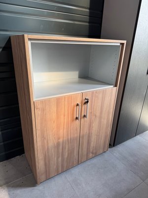 DESTOCKAGE - Rangements - Armoire avec niche et 2 portes battantes largeur 84 cm, hauteur 120 cm