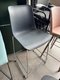 Chaise hauteur 65 cm coque polypro grise structure chrome