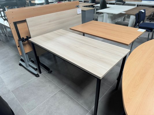 DESTOCKAGE - Bureau - Table 140 x 70 cm, plateau acacia et piétement noir