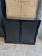 Armoire basse à rideaux longueur 120 cm hauteur 105 cm coffre et rideaux noirs