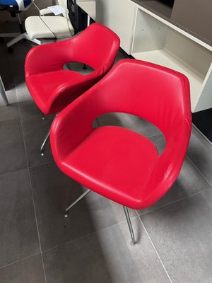 DESTOCKAGE - Sièges & Fauteuils - Lot de deux sièges visiteur en cuir rouge piétement chromée