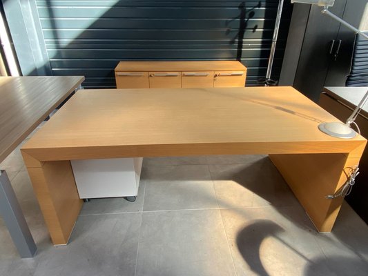 DESTOCKAGE - Bureau - Bureau de direction 190 x 100 cm avec armoire basse 4 portes hauteur 70 cm et caiss mobile 3 trs en métal
