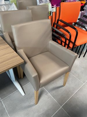 DESTOCKAGE - Sièges & Fauteuils - Siège en revêtement PVC couleur taupe 4 pieds bois
