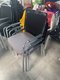 Chaise visiteur ZEN mesh avec accotoir structure chrome assise gris et dossier résille noir