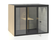 Silent Room L avec parois externes et panneau arrière en mélamine avec verre, parois internes rembourrées, paroi centrale interne frontale avec système de commande, portes en verre et plafond en mélamine, coloris Berta