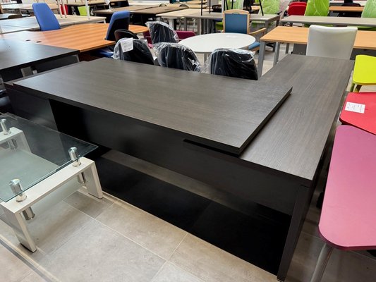 DESTOCKAGE - Bureau - Bureau de direction finition wengé longueur 236 cm avec caisson 3 tiroirs porteur , profondeur 90 cm , retour longueur 200 cm