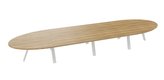 TABLE OBLONGUE 4 PLATEAUX 540X120CM SUR STRUCTURE X3 MEETING. Plateau Chêne naturel et pietement Blanc.