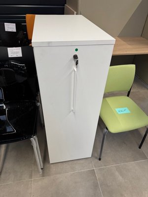 DESTOCKAGE - Rangements - Tour de rangement profondeur 80 cm , hauteur 120 cm , largeur 42 cm en mélaminé blanc