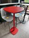 Mange debout piétement rouge et plateau rouge ht 110 cm