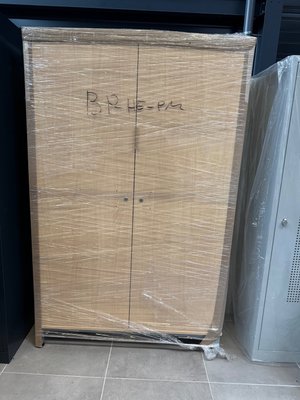 DESTOCKAGE - Rangements - Armoire porte battantes hauteur 190 cm largeur 120 cm portes hêtre miel