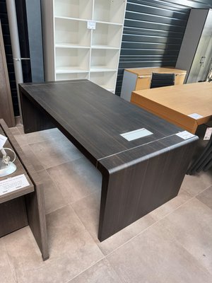 DESTOCKAGE - Bureau - Bureau de direction, plateau epaisseur 70 mm, 200 x 100 cm décor noyé