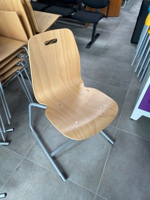 DESTOCKAGE - Chaise - Chaise de cafétariat appui sur table coque bois hêtre piétement couleur aluminium