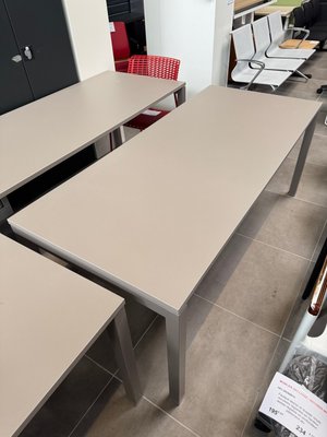 DESTOCKAGE - Bureau - Bureau plan droit 180 x 80 cm, plateau tortora, piétement K3 couleur aluminium