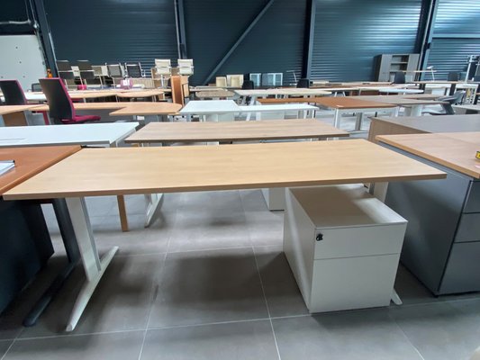 DESTOCKAGE - Bureau - Bureau K2 plan droit 180 x 70 cm avc caiss mobile en métal 2 trs blc, plateau CE et piét blc