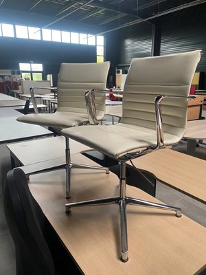 DESTOCKAGE - Sièges & Fauteuils - Lot de deux sièges visiteurs PURE structure chromée en cuir BEIGE