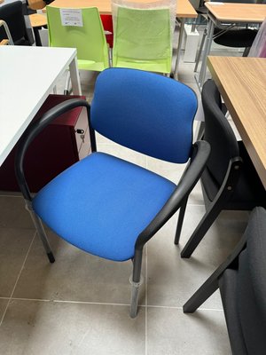 DESTOCKAGE - Sièges & Fauteuils - Siège visiteur assise et dossier tissu bleu avec accotoirs