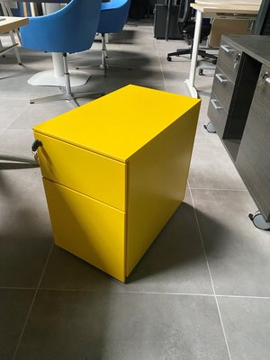 DESTOCKAGE - Rangements - Caisson mobile largeur 32 cm métallique 2 tiroirs jaune dont 1 pour dossiers suspendus