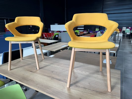 DESTOCKAGE - Chaise - Lot de deux sièges visiteur sweety piétement bois 4 pieds et tissu jaune